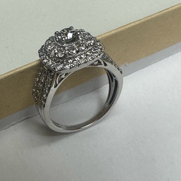 70 Diamond Engagement Ring - Picture 3 of 7